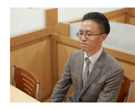 栗本　航さん